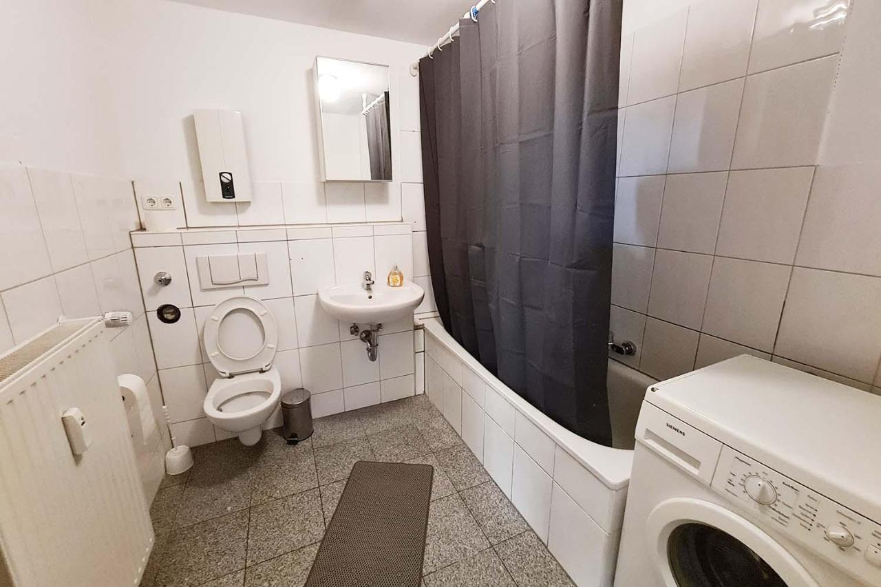 Langenfeld Apartment Bagian luar foto